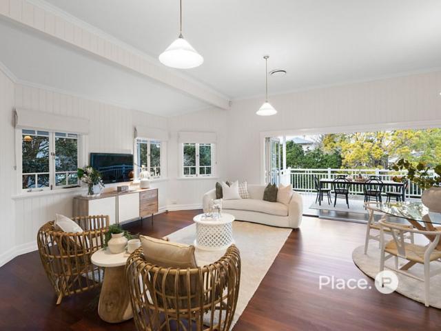 A Blend of History and Modern Living!