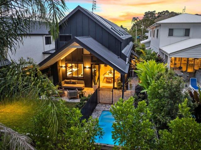 A Bold Architectural Statement in the Heart of Old Tewantin