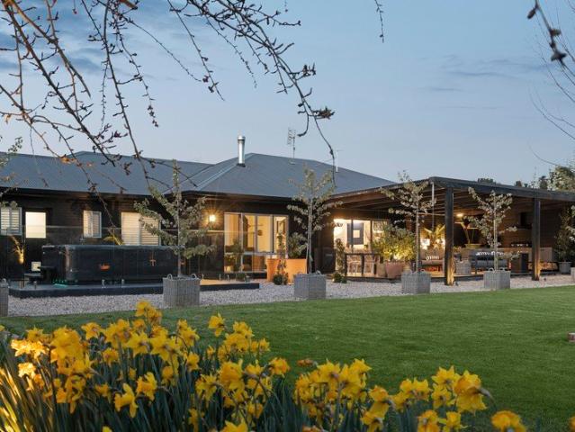 A bold expression of country luxury