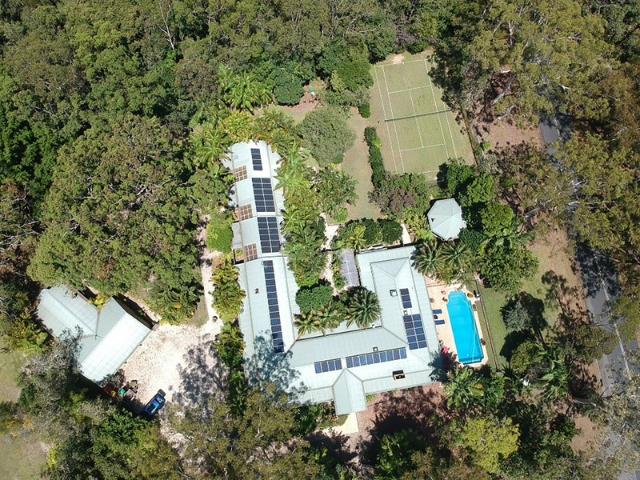 A BOUTIQUE COASTAL SANCTUARY WITH INCOME POTENTIAL 2523MF