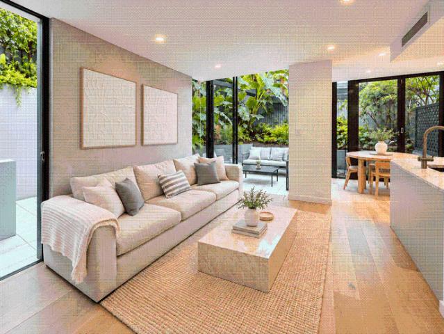 A Boutique, Fully Furnished Garden Sanctuary By The Beach