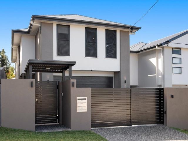 A BRAND NEW Timeless Family Haven in Mount Gravatt