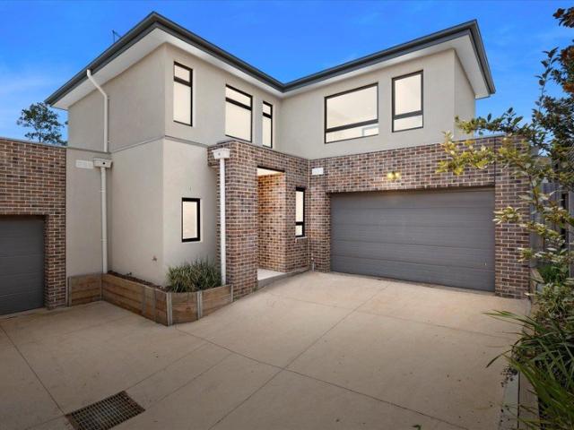 A brand new townhouse with no compromise