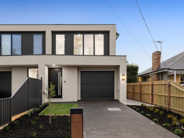 A Brand New Masterpiece home of Modern Luxury in Bentleigh East