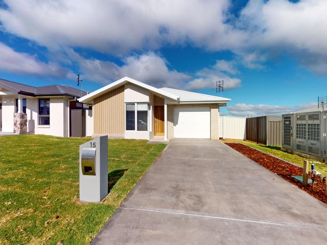 A brand new place to call home in Southlakes Estate