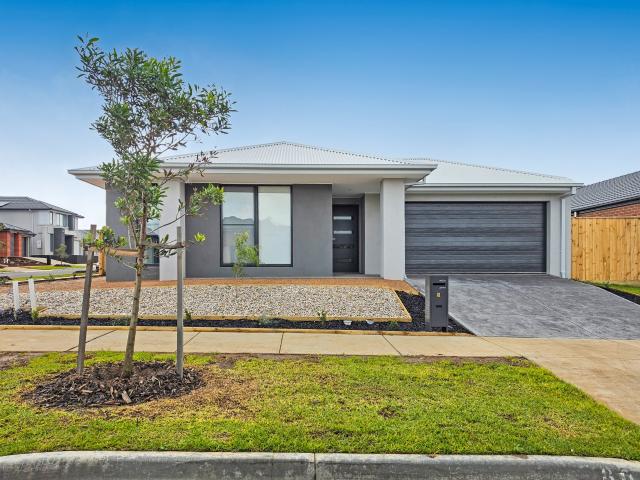 A brand new property in popular Armstrong Creek