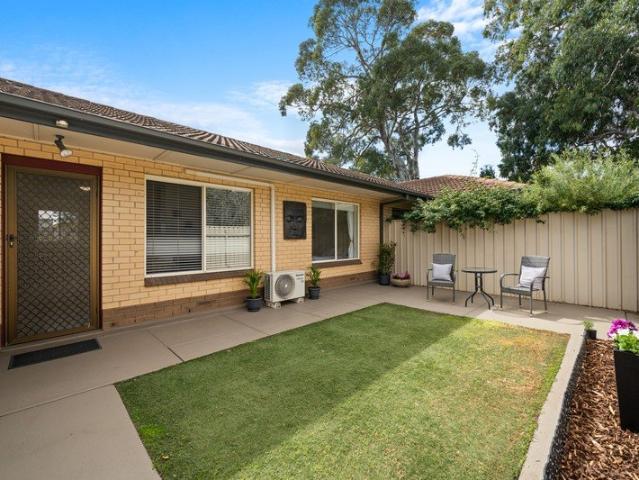 A Bright Two Bedroom Base With City To Sea Lifestyle