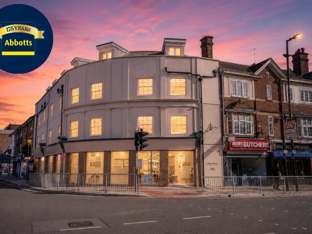 A Broomfield Road, Chelmsford CM1, 1 bed flat to rent, £1,250 pcm | PrimeLocation