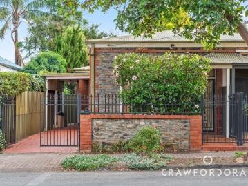 A C.1880 Cottage with Prospect Road in Its Pocket
