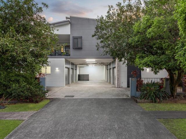 A Cut Above the Rest Modern Living in a Convenient Location