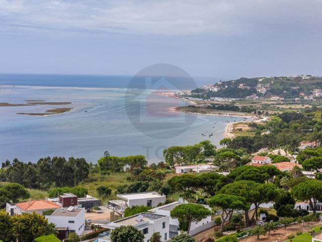 A Casa dos Seus Sonhos na Encosta da Lagoa de Óbidos, Costa. 301m² Nadadouro