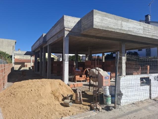 A Casa que Sempre Imaginou Moradia Térrea T3 em Fernão Ferro Seixal