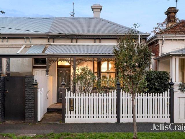 A Captivating Victorian with Alfresco Bliss