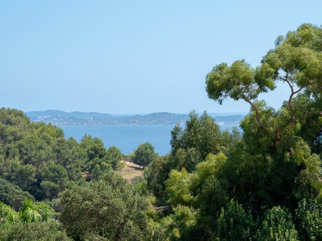 A Carqueiranne Villa Architecte vue mer avec piscine 260m² Carqueiranne