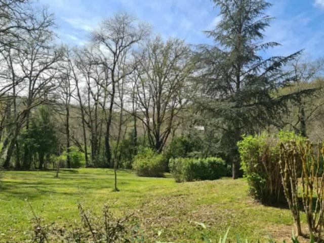 A Cénac maison de 134 m² sur 2 500 m² de terrain