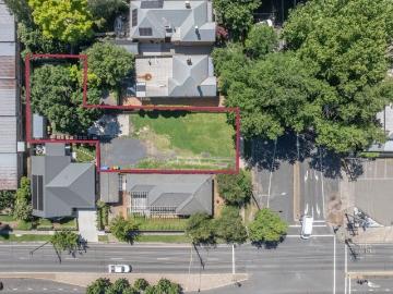 A central block of land on the best street in Orange