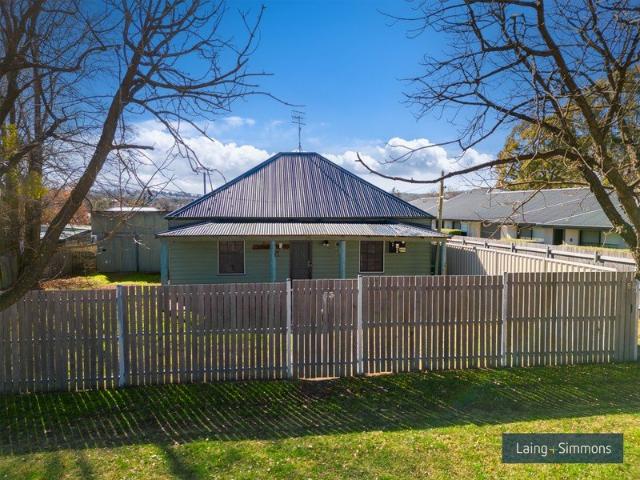 A Character Home On Dumaresq Street