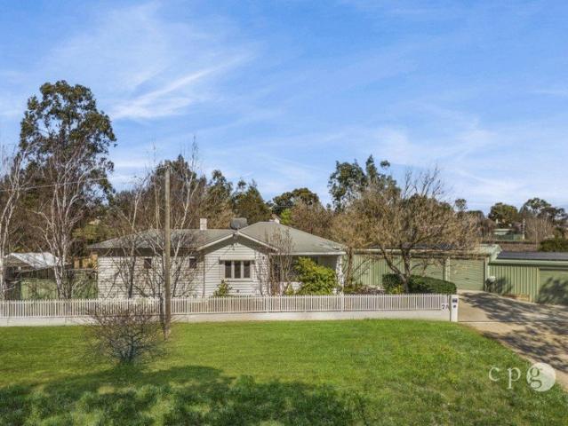 A CHARACTER HOME WITH AN ENTERTAINER'S HEART