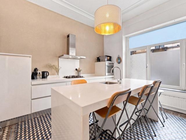 A characterful house with 4 bedrooms, a study and a terrace