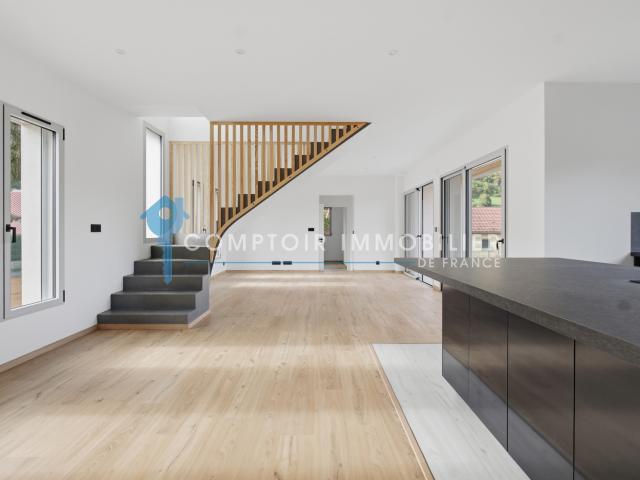 A CHARAVINES Villa neuve à louer 7 pièces
