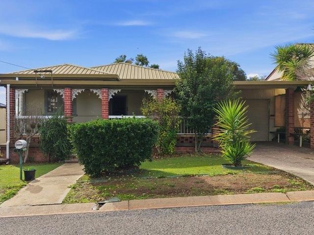A Charming Cottage in the Heart of North Tamworth