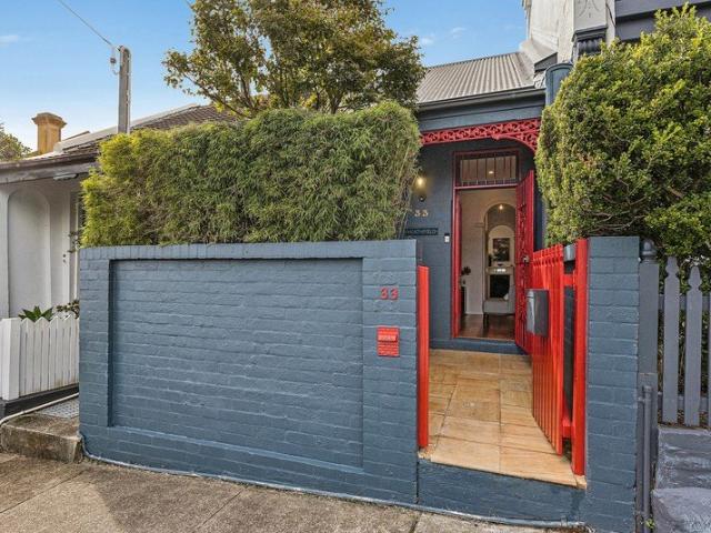 A Charming Cottage in the Heart of Leichhardt