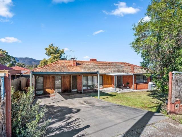 A Charming Family Haven in a Prime Location
