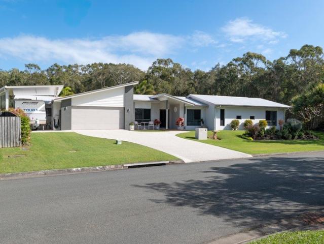 A Charming Family Sanctuary Offering Single Level Living and Premium Caravan Accommodation