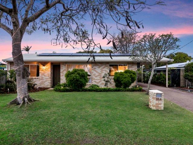 A Charming Home Close to the Beach