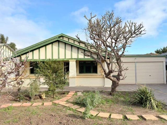A Charming Home Offering Comfort & City Convenience