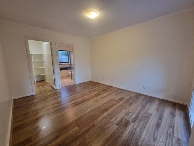 A Charming Low Maintenance Residence in The Heart of Mentone
