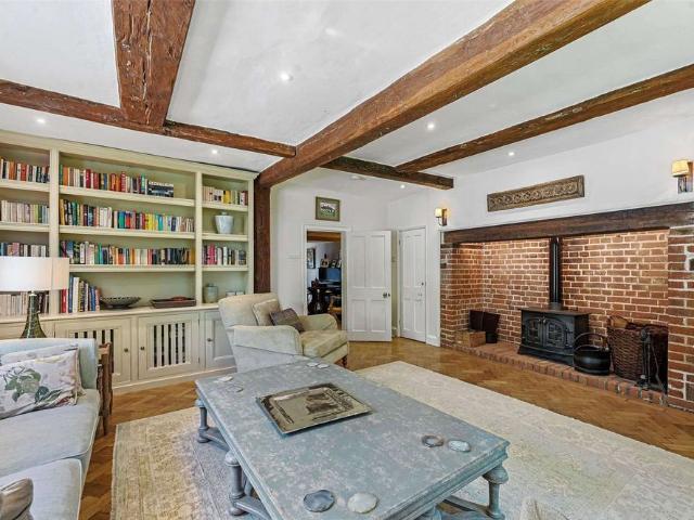 A charming seven bedroom Georgian manor house in Idyllic setting