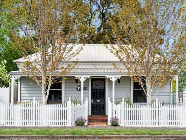 A Charming Victorian in Central Kyneton