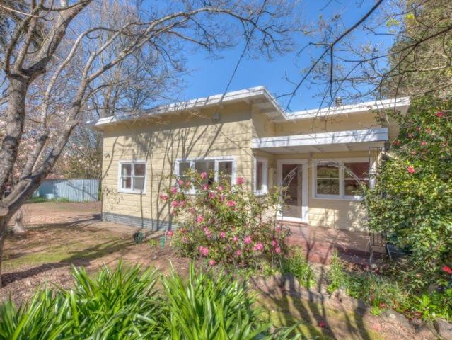 A Charming Wandiligong Cottage to Call Home