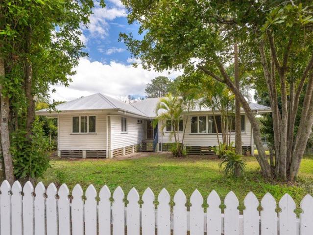 A charming Woodford cottage with room to make it your own