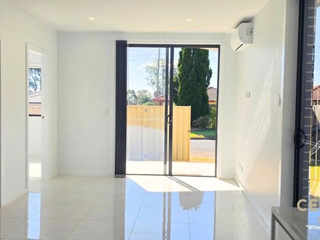 A Charming 2 Bedroom Home with Everyday Convenience