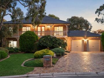 A Cherished Family Sanctuary of Space, Serenity & Hillside Views