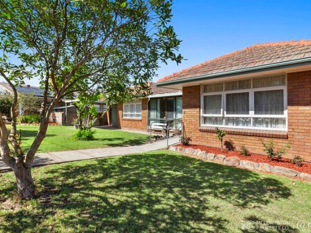 A CLASSIC BRICK & TILE HOME IN ONE OF BERESFIELD'S BEST STREETS