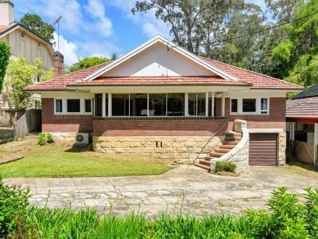 A Classic Bungalow, East Side Pymble Walk to Rail, Unlimited Potential