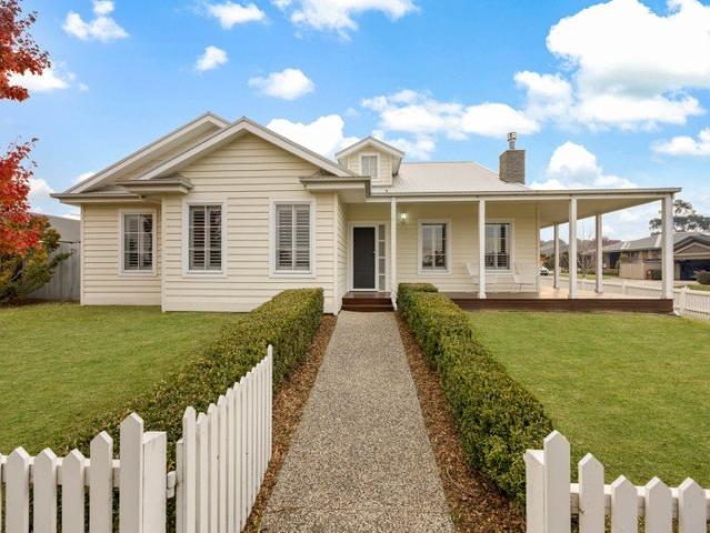 A Classic Forever Home of Enduring Appeal