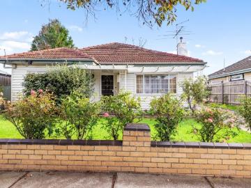 A Classic Home Ready for Its Next Chapter