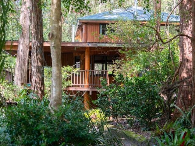 A Classic Pole Home in the Forest