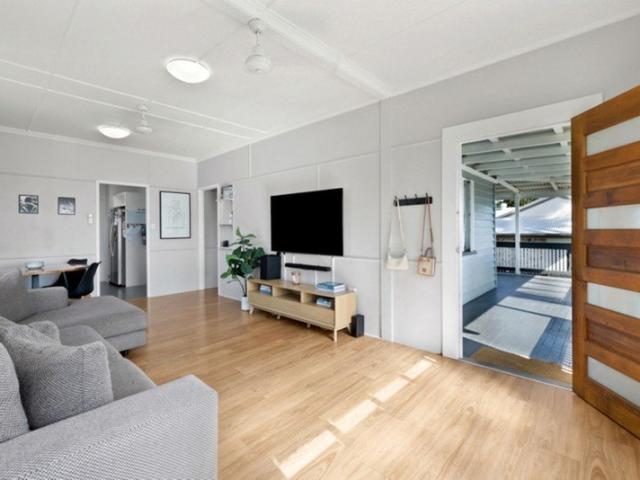 A Classic Queenslander With Room to Grow