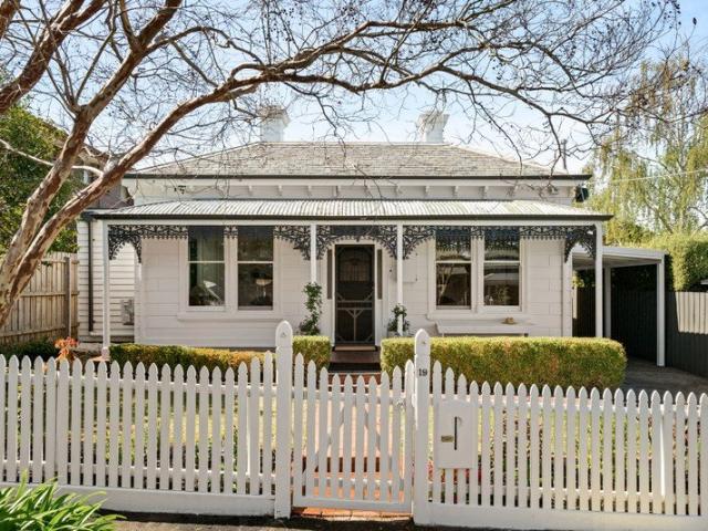 A Classic Victorian With An Imaginative Difference