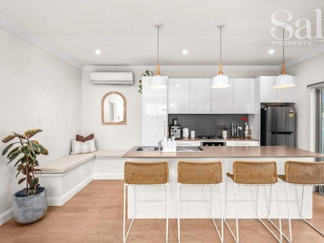 A clever coastal renovation, five minutes from Merewether Beach