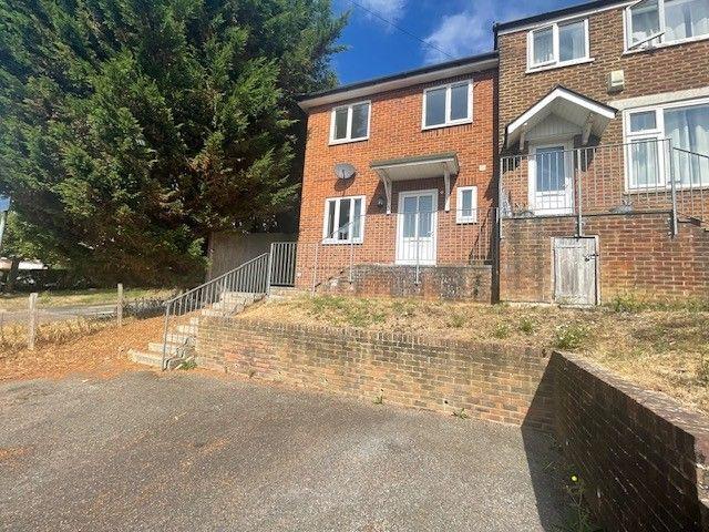A Clifton Road, Hastings TN35, 3 bed terraced house to rent, £1,350 pcm | PrimeLocation