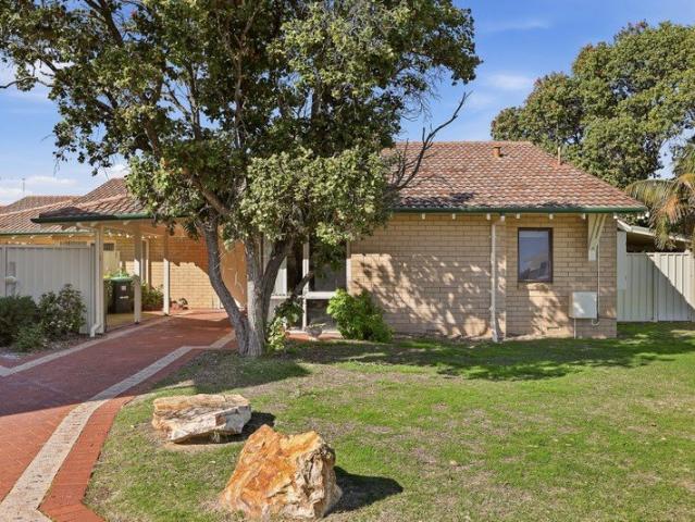 A Coastal Lifestyle Just 250m from the Beach