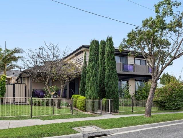 A Comfortable and Versatile Family Home