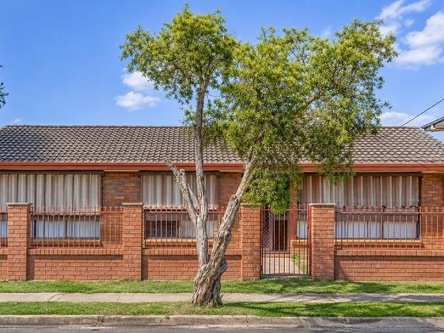 A Comfortable Home Designed for Easy Family Living