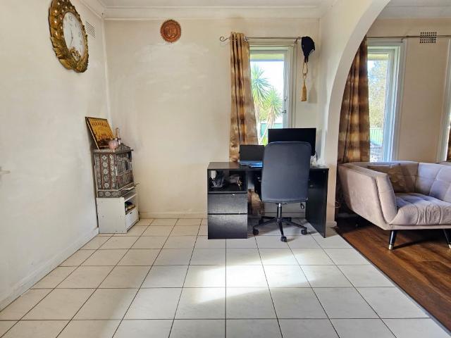 A comfortable house suitable for families near school